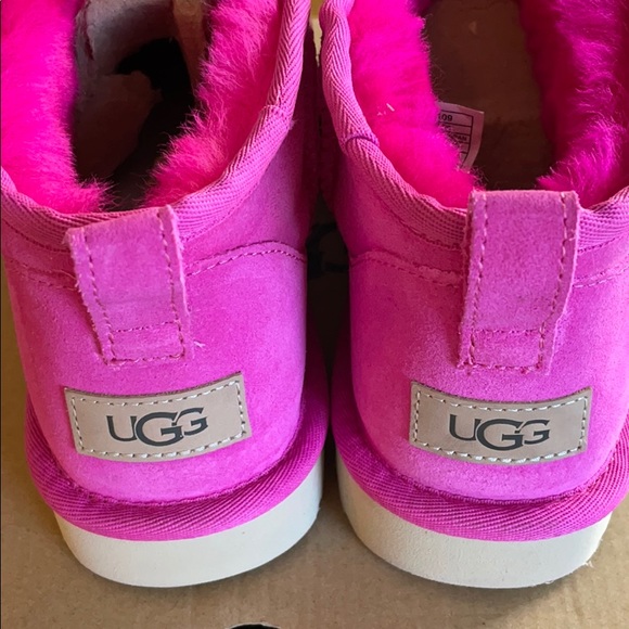 Ugg Classic Ultra Mini Rock Rose Nib 